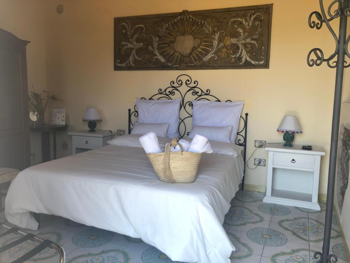 San Noto Antica Residenza Di Caccia Bed & Breakfast Ficarra Ngoại thất bức ảnh