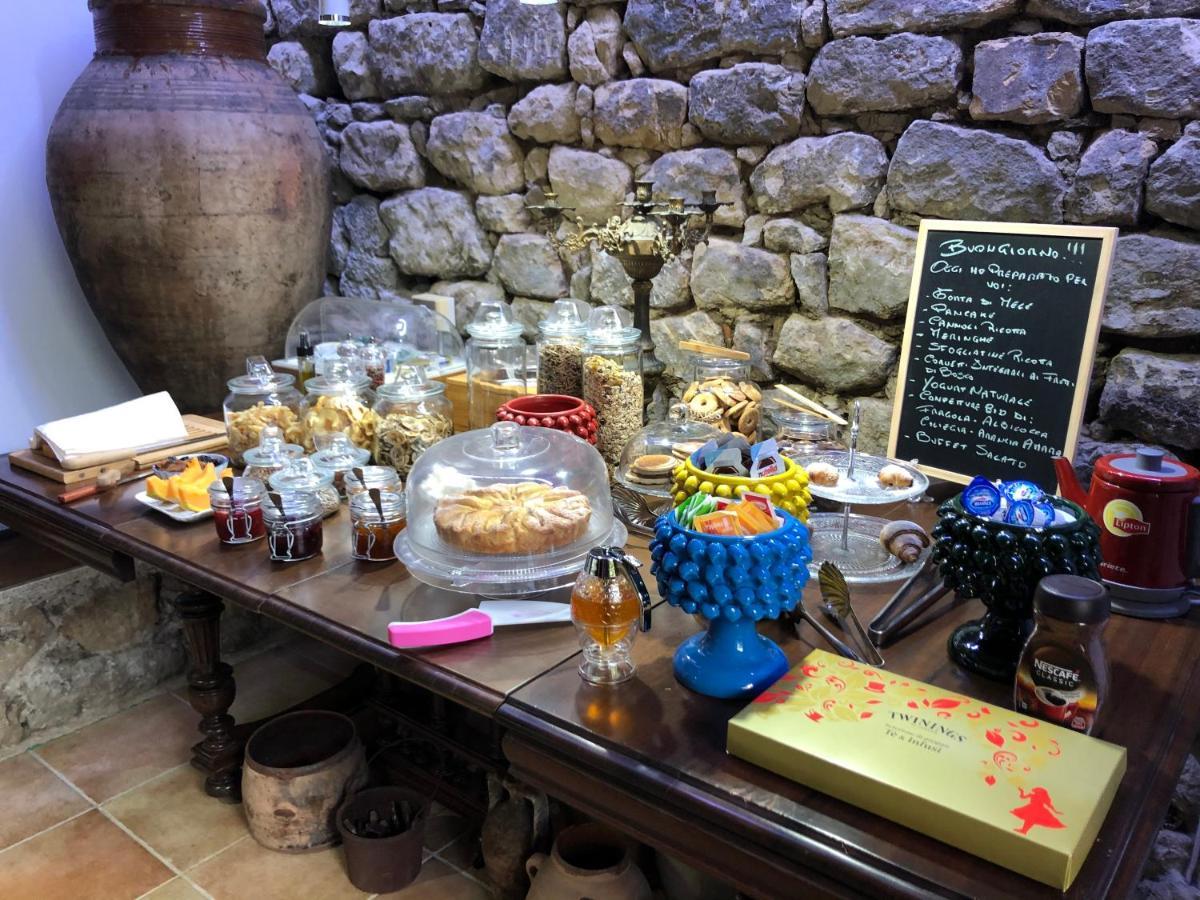 San Noto Antica Residenza Di Caccia Bed & Breakfast Ficarra Ngoại thất bức ảnh