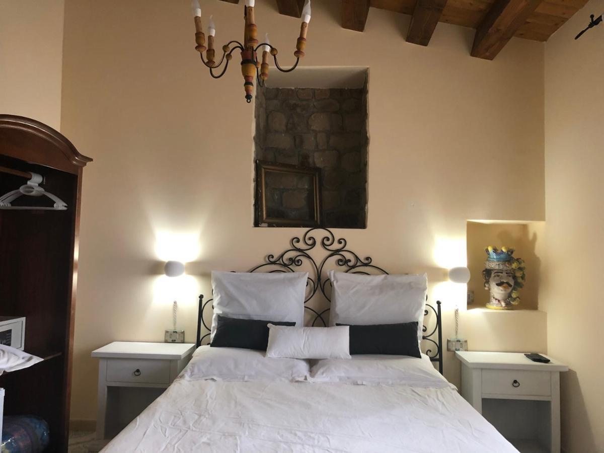 San Noto Antica Residenza Di Caccia Bed & Breakfast Ficarra Ngoại thất bức ảnh
