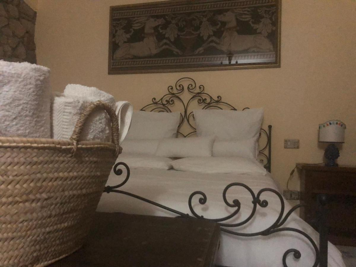 San Noto Antica Residenza Di Caccia Bed & Breakfast Ficarra Ngoại thất bức ảnh