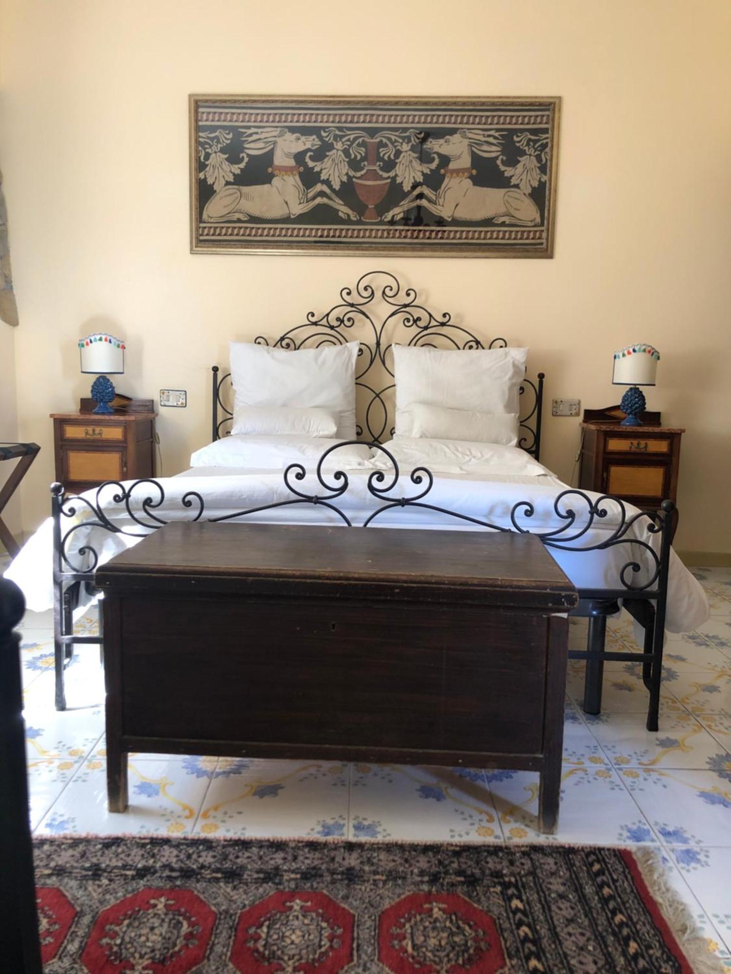 San Noto Antica Residenza Di Caccia Bed & Breakfast Ficarra Ngoại thất bức ảnh